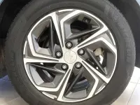 Usado Hyundai i30 120 CV (88 kW) 2022 Rojo Berlina