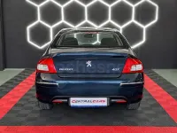 Usado Peugeot 407 Sport 110 CV (80 kW) 2009 Azul Berlina