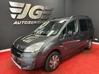 Usado Citroën Berlingo XTR 120 CV (88 kW) 2016 Gris / plata Monovolumen