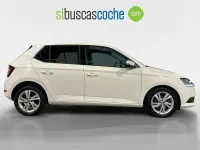 Usado Skoda Fabia Ambition 95 CV (69 kW) 2021 Blanco Utilitario