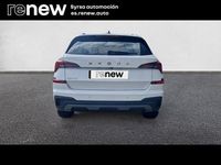 Usado Skoda Kamiq Selection 115 CV (84 kW) 2024 Blanco SUV