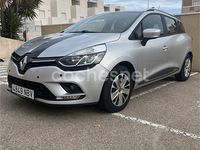 Usado Renault Clio GrandTour LIMITED 90 CV (66 kW) 2018 Gris / plata Familiar