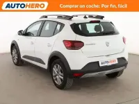 Usado Dacia Sandero Comfort 91 CV (66 kW) 2021 Blanco Berlina