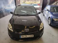 Usado Toyota Auris 126 CV (92 kW) 2010 Negro Utilitario