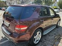 Usado Mercedes ML500 306 CV (225 kW) 2006 Granate SUV