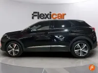 Usado Peugeot 3008 Allure 136 CV (100 kW) 2023 Negro SUV