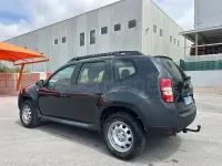 Usado Dacia Duster Ambiance 90 CV (66 kW) 2016 Negro SUV