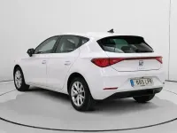 Usado Seat Leon Style 111 CV (81 kW) 2021 Blanco Utilitario