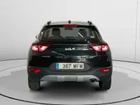 Usado Kia Stonic 84 CV (61 kW) 2023 Negro SUV