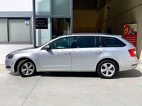 Usado Skoda Octavia Ambition 115 CV (84 kW) 2019 Gris / plata Familiar