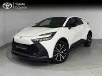 Begagnad Toyota C-HR Advance 140 HK (102 kW) 2024 Vit SUV