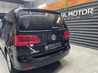 Usado VW Touran Edition 105 CV (77 kW) 2011 Negro Monovolumen