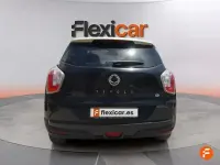 Usado SsangYong Tivoli Limited 115 CV (84 kW) 2017 Azul SUV
