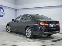 Usado BMW 530 Comfort Edition 252 CV (185 kW) 2023 Negro Berlina