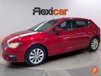 Usado Seat Leon Style 110 CV (80 kW) 2018 Rojo