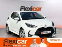 Usado Toyota Yaris 72 CV (52 kW) 2023 Blanco Utilitario