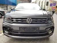 Usado VW Tiguan R-line 150 CV (110 kW) 2016 Gris SUV