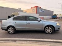 Brugt VW Passat Highline 140 HK (102 kW) 2006 Grå Sedan