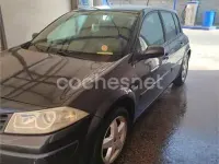 Usado Renault Mégane Dynamique 105 CV (77 kW) 2008 Negro Berlina