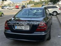Usado Mercedes E270 Avantgarde 170 CV (125 kW) 2003 Azul Berlina