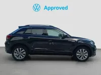 Usado VW T-Roc Advance 110 CV (80 kW) 2022 Negro SUV