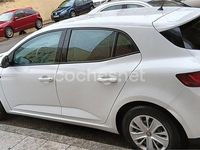 Usado Renault Mégane IV Business 115 CV (84 kW) 2019 Blanco Berlina