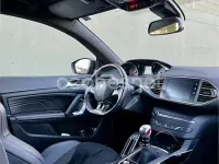 Usado Peugeot 308 GTi by Peugeot Sport 263 CV (193 kW) 2019 Rojo Berlina