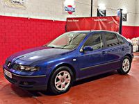 Usado Seat Leon Sport 105 CV (77 kW) 2002 Azul Utilitario