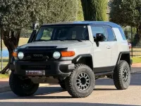 Usado Toyota FJ 241 CV (177 kW) 2006 Gris Utilitario