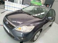 Usado Ford Focus Ghia 116 CV (85 kW) 2008 Gris Berlina