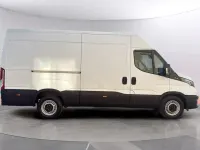 Usado Iveco Daily 156 CV (114 kW) 2021 Blanco Van
