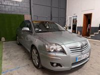 Usado Toyota Avensis Executive 126 CV (92 kW) 2008 Gris / plata Berlina