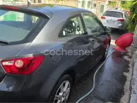 Usado Seat Ibiza SC Style 90 CV (66 kW) 2010 Gris / plata Utilitario