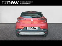 Usado Renault Captur Zen 140 CV (102 kW) 2022 Rojo SUV