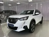 Usado Peugeot 2008 Allure 109 CV (80 kW) 2021 Blanco SUV