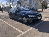 Usado BMW 318 122 CV (89 kW) 2006 Azul Berlina