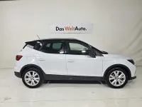Usado Seat Arona Xperience 115 CV (84 kW) 2025 Blanco SUV