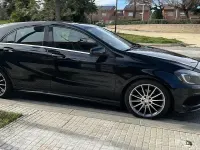 Usado Mercedes A180 109 CV (80 kW) 2013 Negro Utilitario