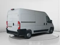 Usado Citroën Jumper 140 CV (102 kW) 2023 Blanco Monovolumen