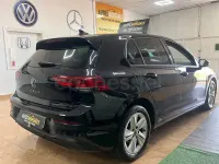 Usado VW Golf VIII Life 115 CV (84 kW) 2022 Negro Berlina