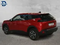 Usado Peugeot 2008 Active 100 CV (73 kW) 2024 Rojo SUV