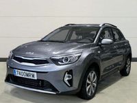Usado Kia Stonic 100 CV (73 kW) 2024 Gris SUV