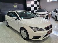 Usado Seat Leon Style 115 CV (84 kW) 2020 Blanco Familiar