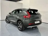 Nuevo Volvo XC40 Core 163 CV (119 kW) 2026 Verde SUV
