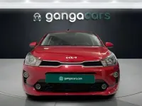 Usado Kia Rio 101 CV (74 kW) 2023 Rojo Berlina
