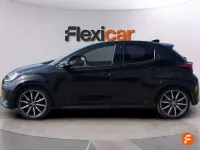 Usado Toyota Yaris Sport 131 CV (96 kW) 2025 Negro Utilitario