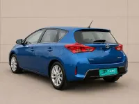 Usado Toyota Auris 132 CV (97 kW) 2014 Azul Berlina