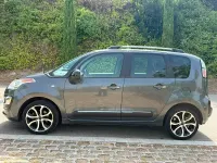 Usado Citroën C3 Picasso Feel 110 CV (80 kW) 2017 Gris / plata Monovolumen