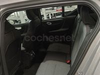 Nuevo Volvo XC40 Core 163 CV (119 kW) 2025 Gris / plata SUV