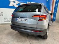 Usado Skoda Karoq Ambition 110 CV (80 kW) 2021 Gris SUV